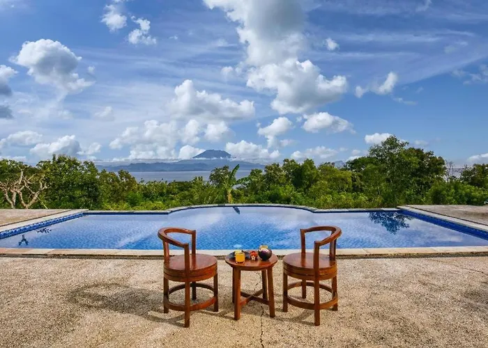 Tunjung Hill Lodge Nusa Penida
